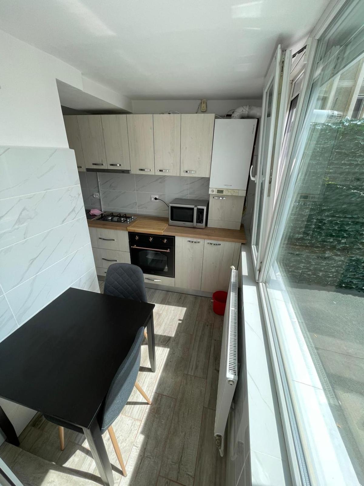 Propriete Ten - Close To University, Hospital And Downtown Ιάσιο Εξωτερικό φωτογραφία